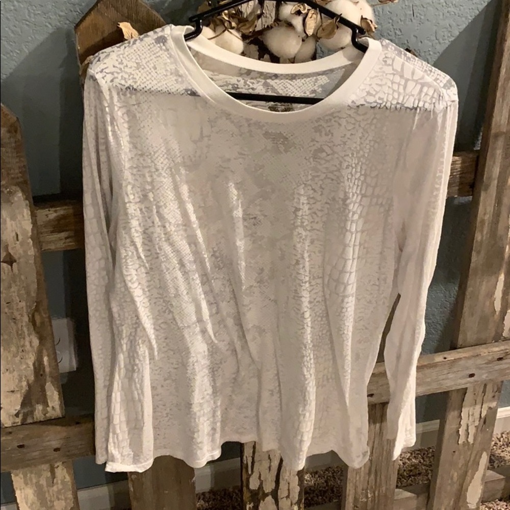 White Ariat burnout